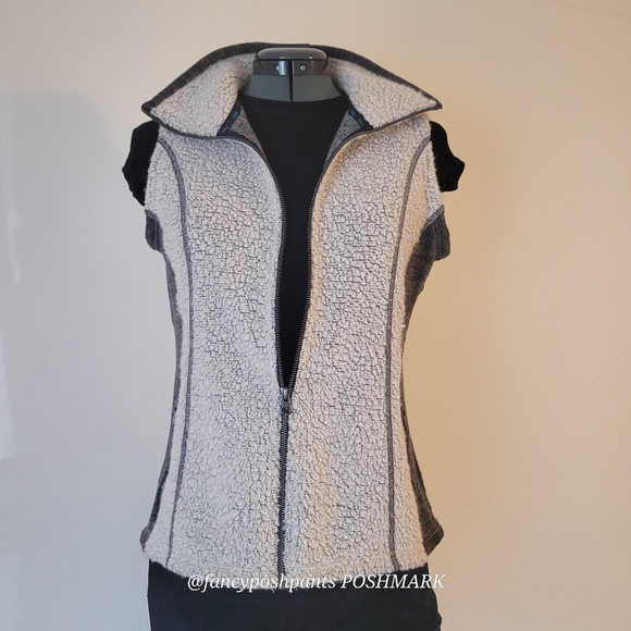 KÜHL wool blend zip performance vest quality 4season flattering w/zip & pockets! - Picture 5 of 17